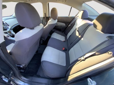 2013 Chevrolet Cruze LS