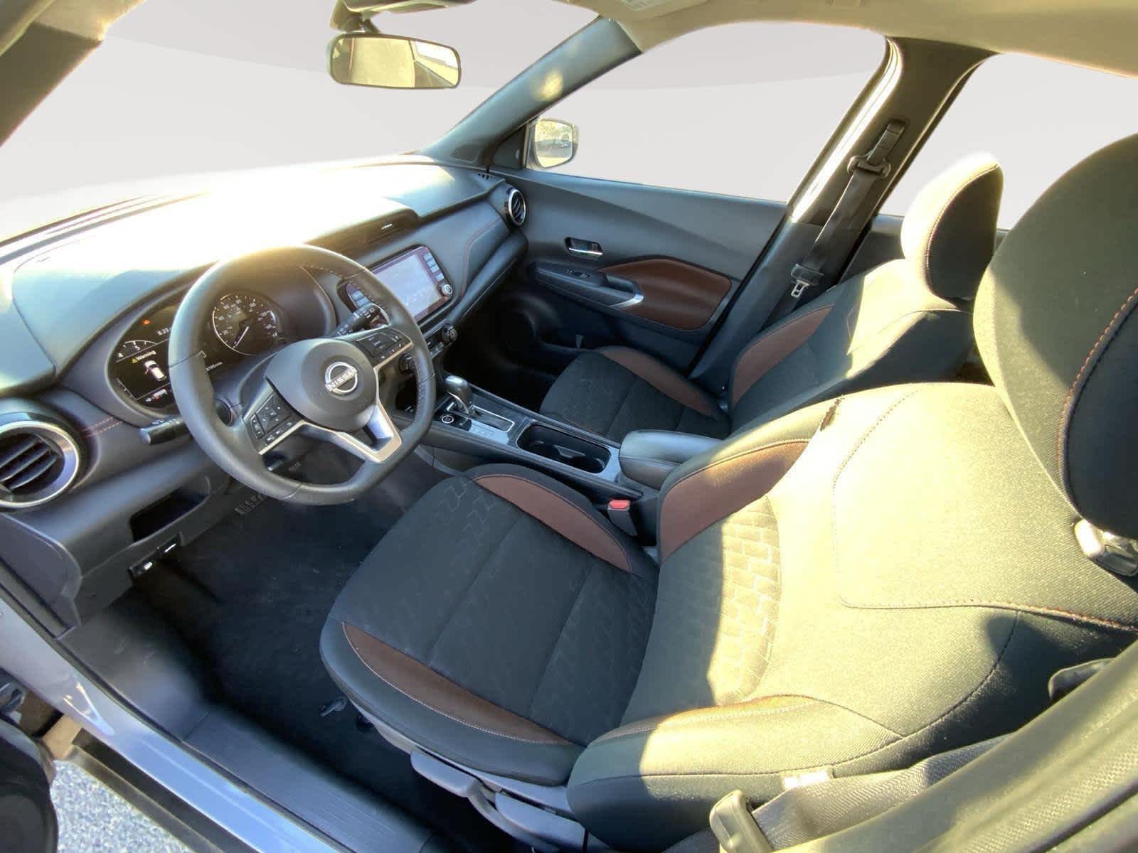 2024 Nissan Kicks SR