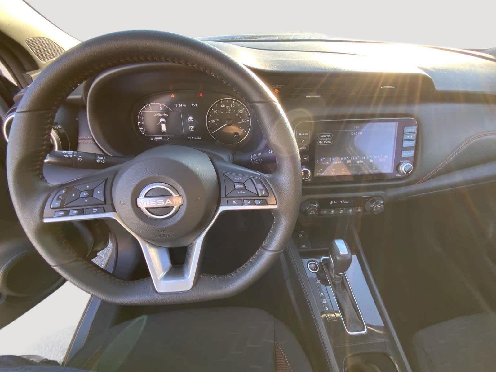 2024 Nissan Kicks SR