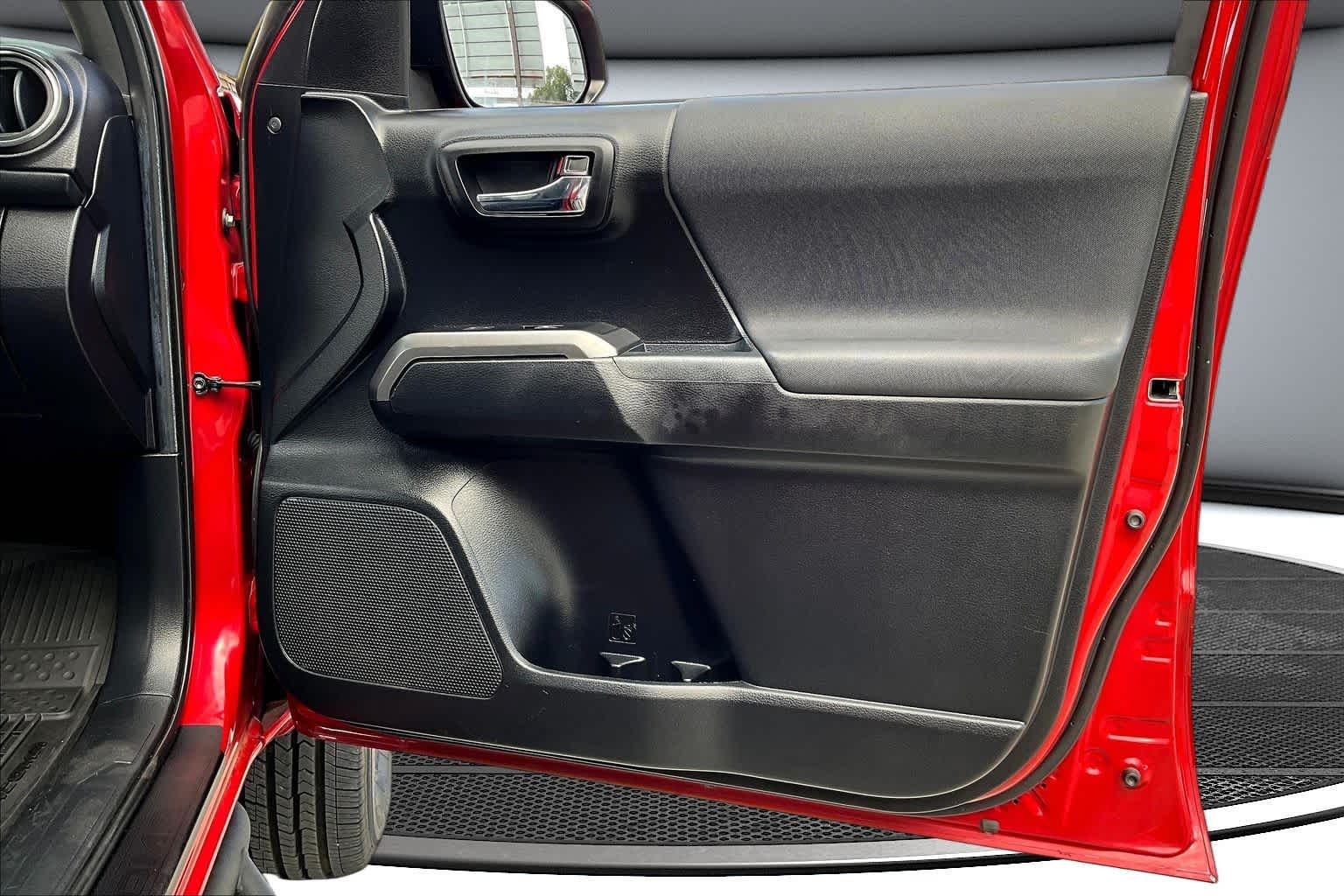 2022 Toyota Tacoma TRD Sport