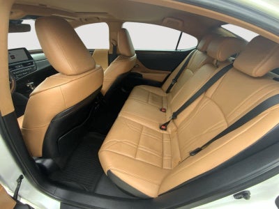 2023 Lexus ES Luxury