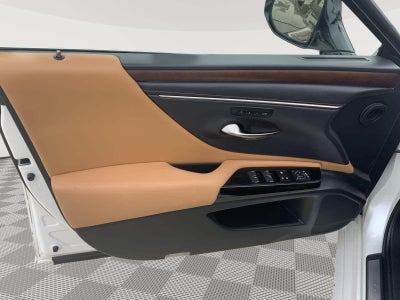 2023 Lexus ES Luxury