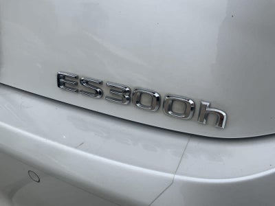 2023 Lexus ES Luxury