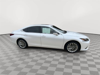 2023 Lexus ES Luxury