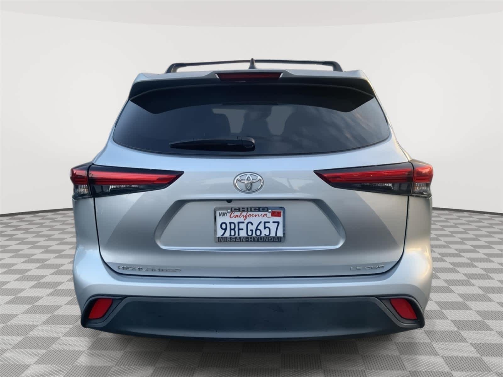 2022 Toyota Highlander LE