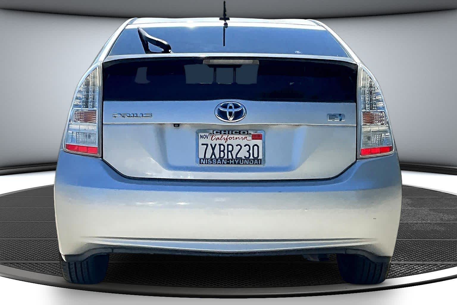 2010 Toyota Prius II