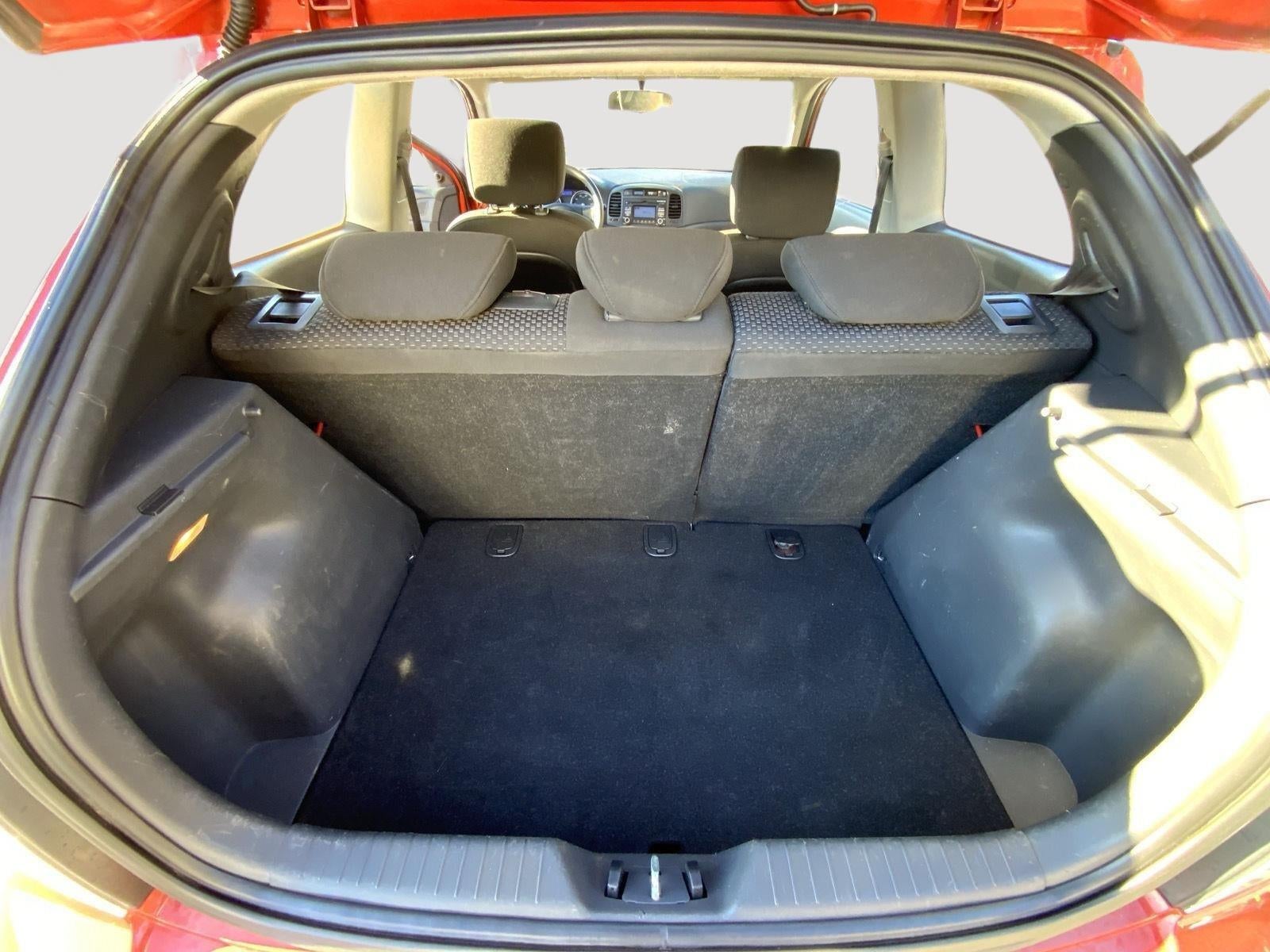 2011 Hyundai Accent GS