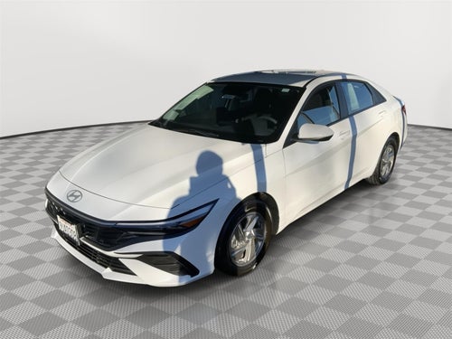2025 Hyundai Elantra SE