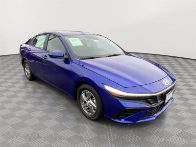 2025 Hyundai Elantra SE