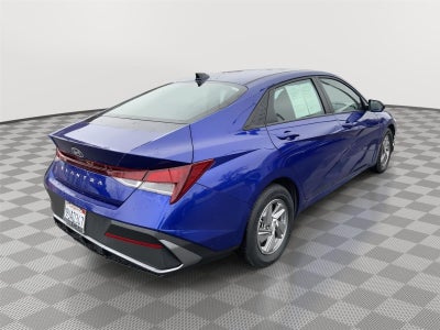 2025 Hyundai Elantra SE