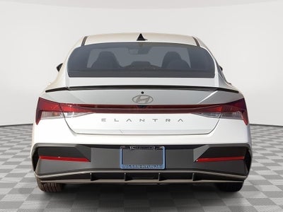 2025 Hyundai Elantra SEL Sport