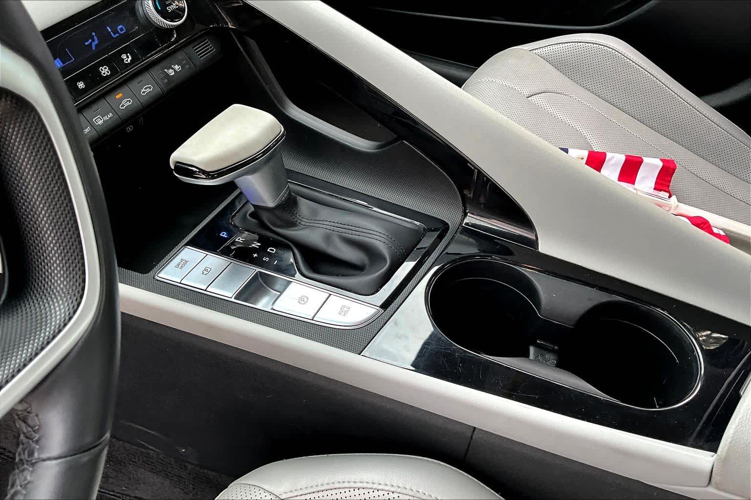 2023 Hyundai Elantra Hybrid Limited
