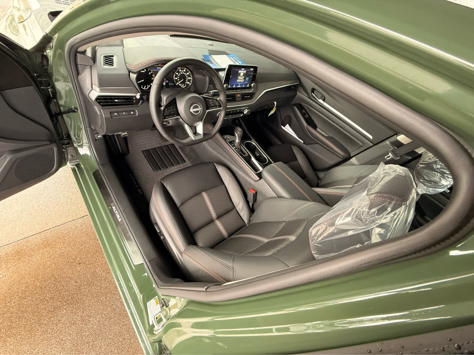 2025 Nissan Altima SR