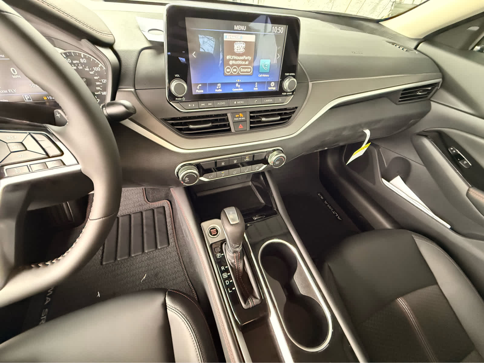 2025 Nissan Altima SR