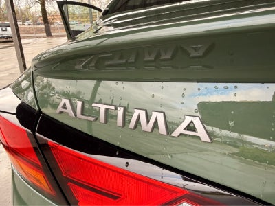 2025 Nissan Altima SR