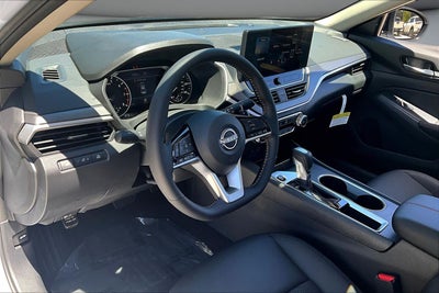 2026 Nissan Altima SR