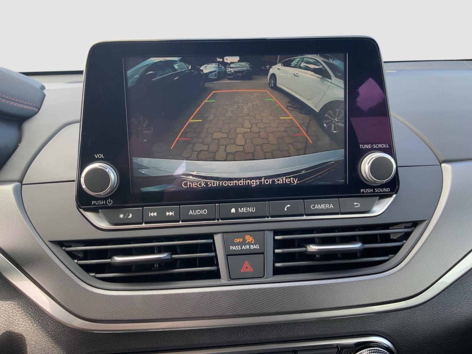 2025 Nissan Altima SR