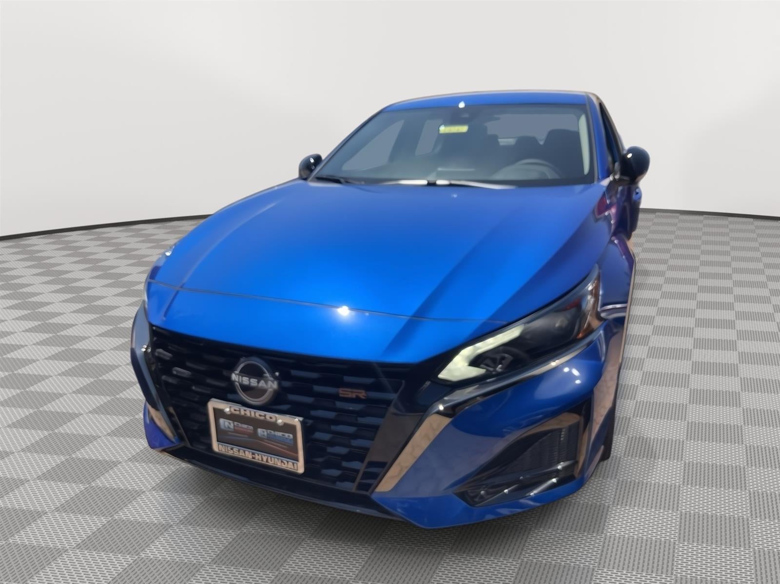 2025 Nissan Altima SR