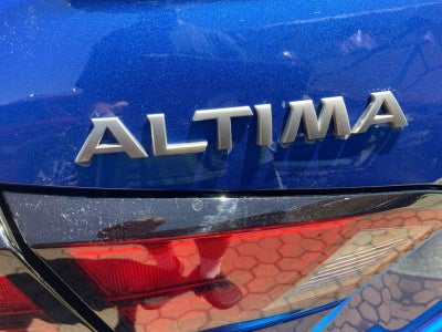 2025 Nissan Altima SR