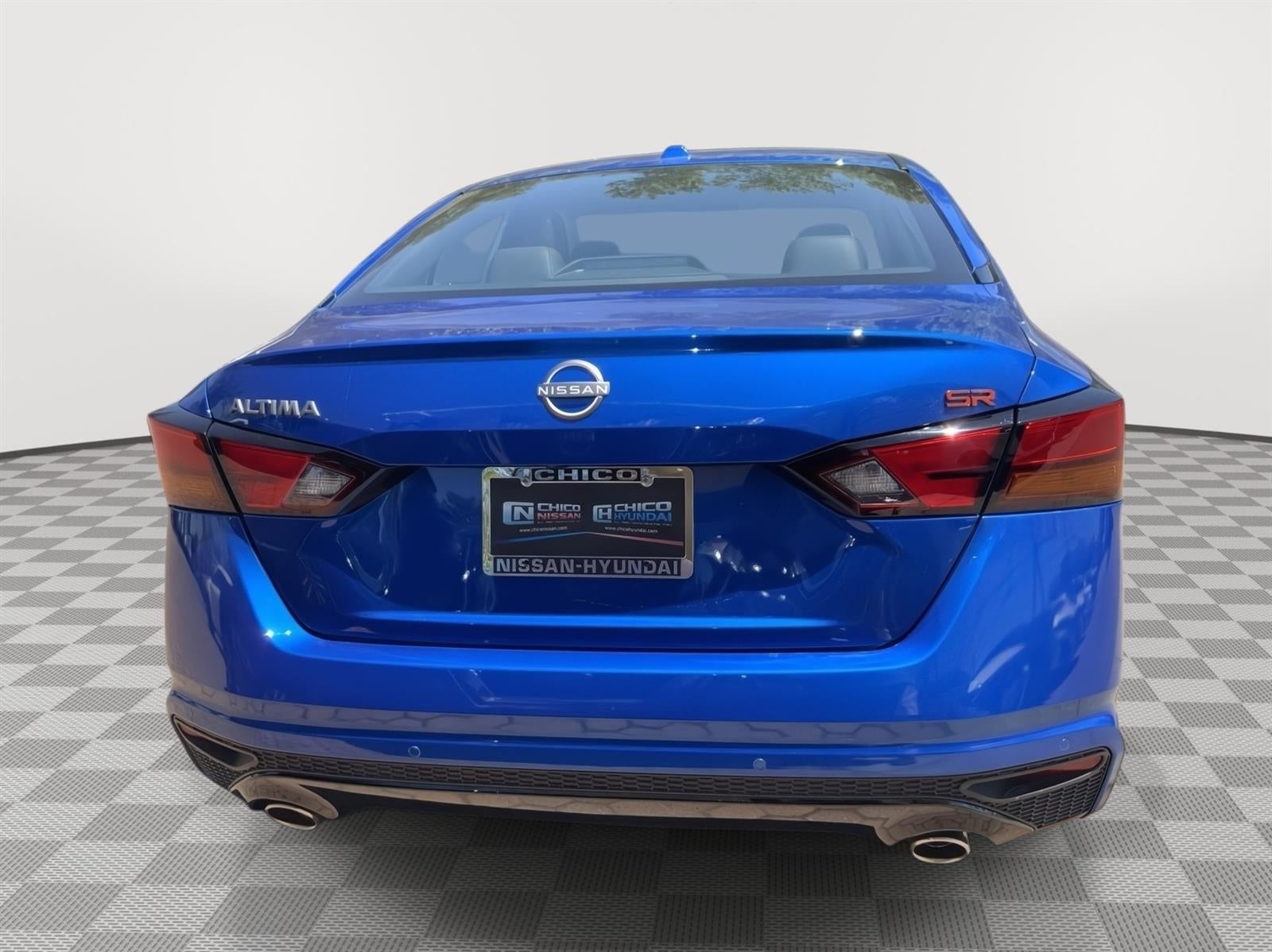 2025 Nissan Altima SR