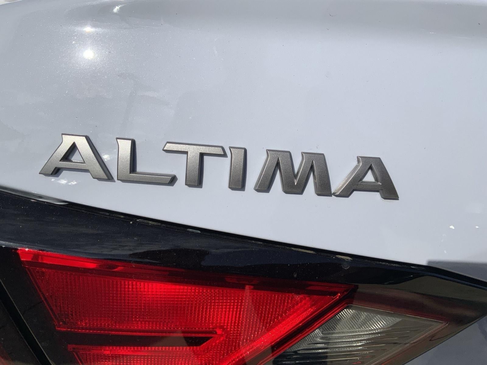 2025 Nissan Altima SR