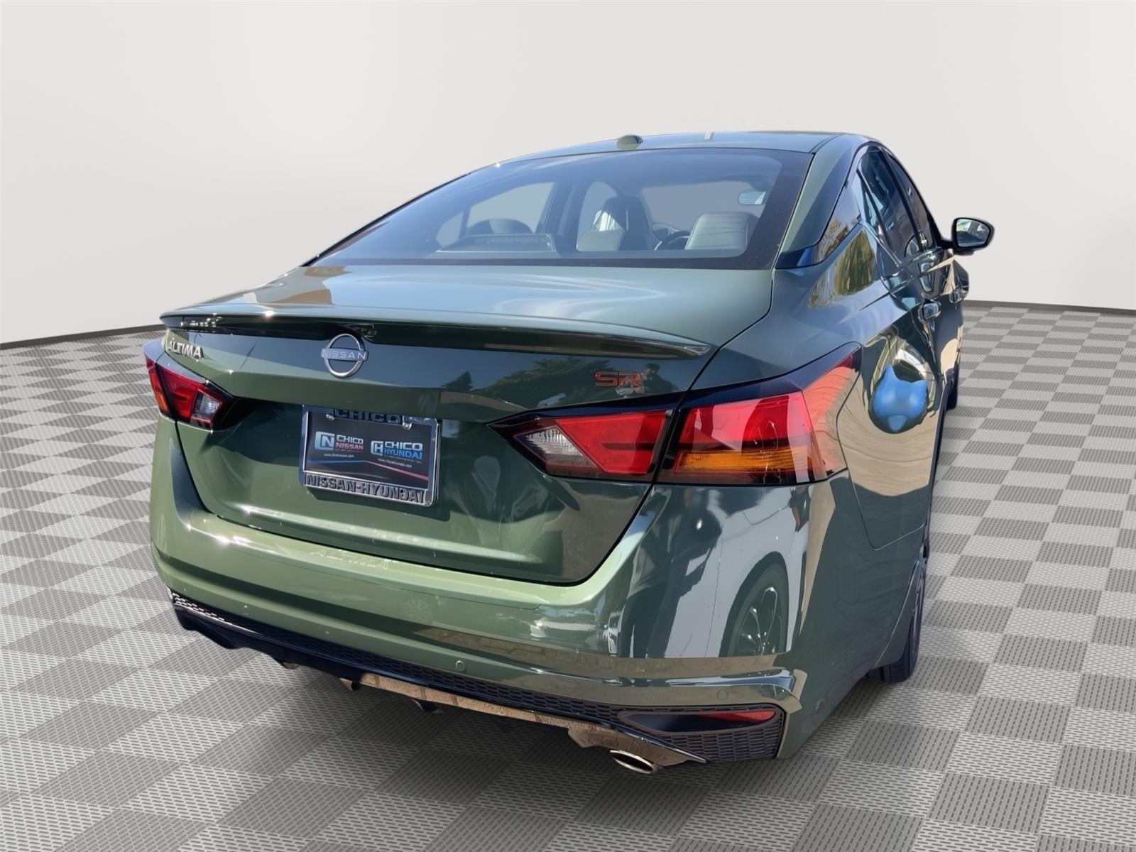 2025 Nissan Altima SR