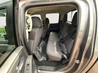 2025 Nissan Frontier Crew Cab SV