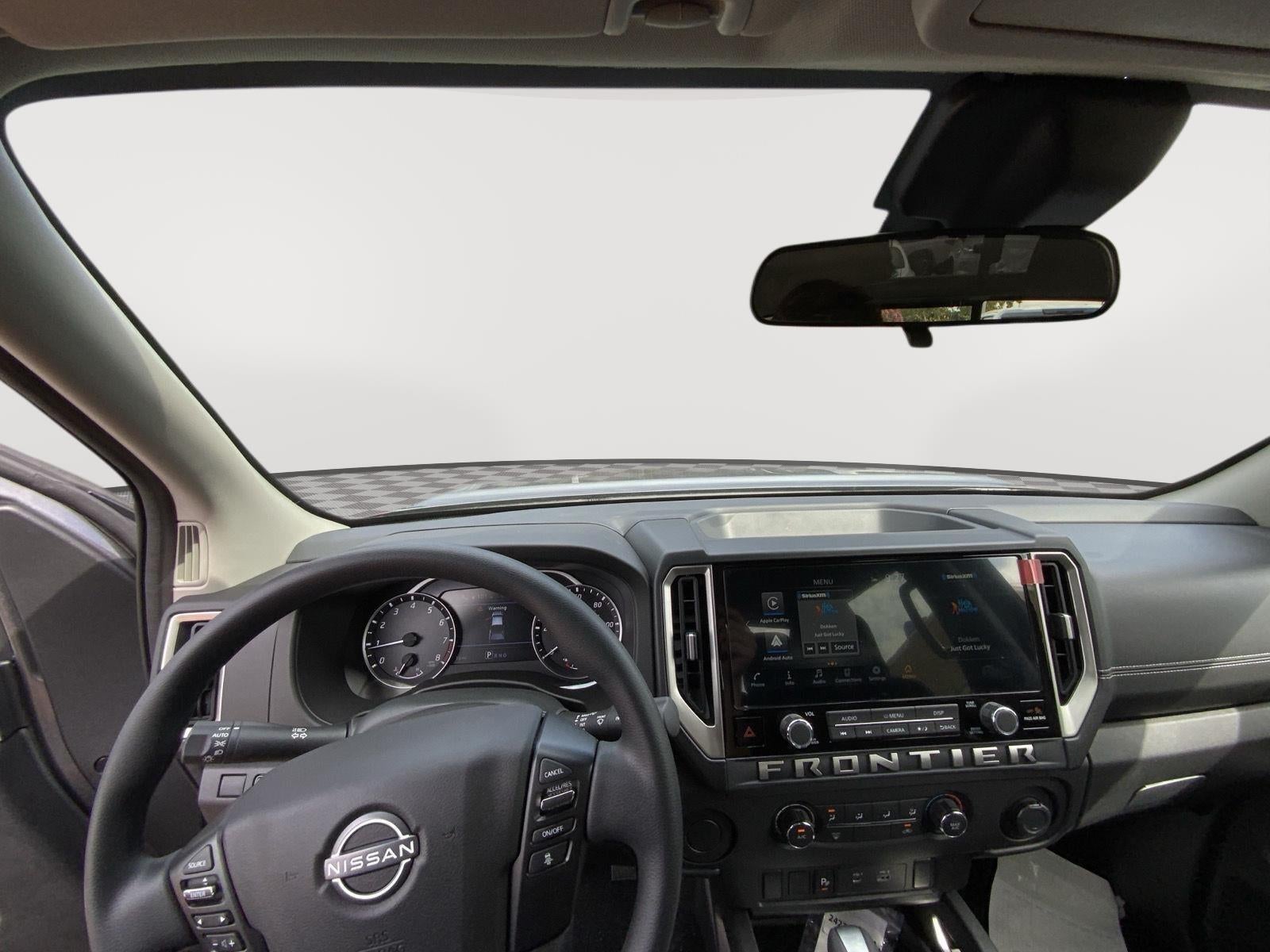 2025 Nissan Frontier Crew Cab SV