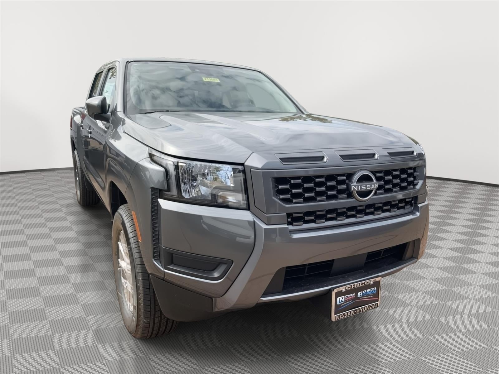 2025 Nissan Frontier Crew Cab SV