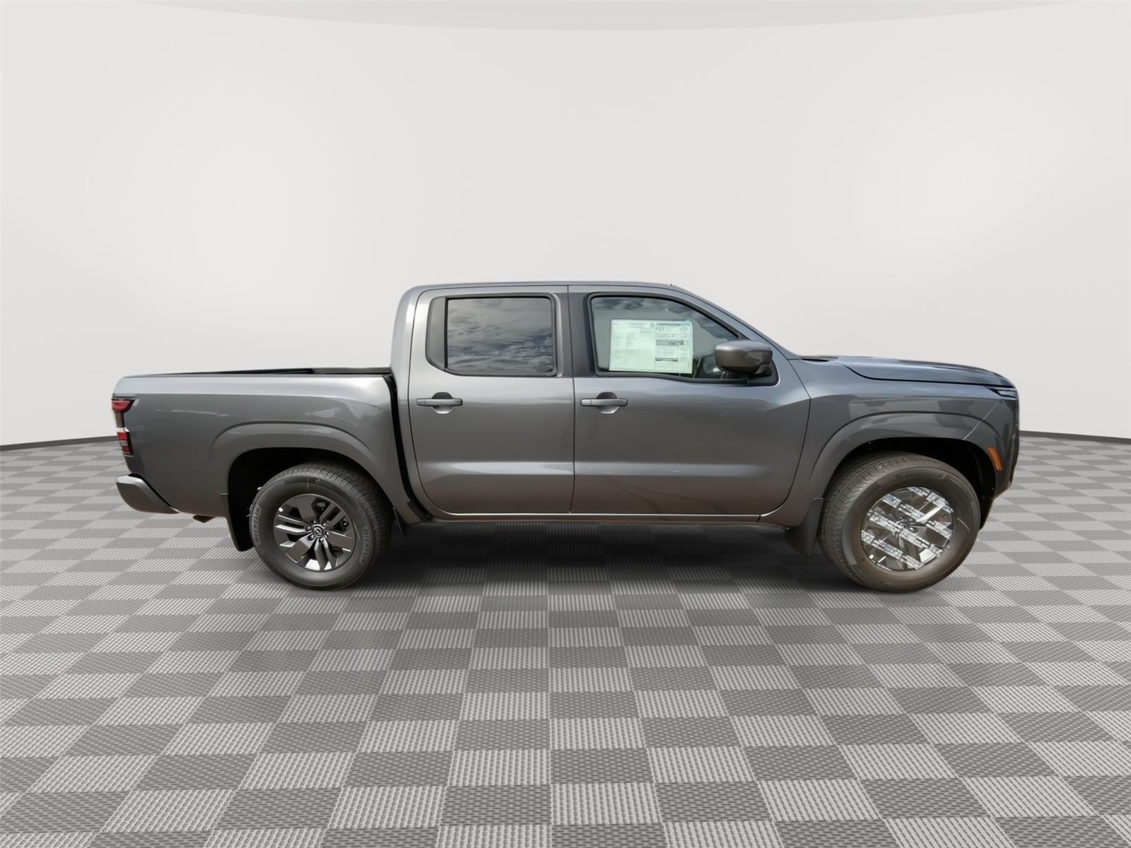 2025 Nissan Frontier Crew Cab SV