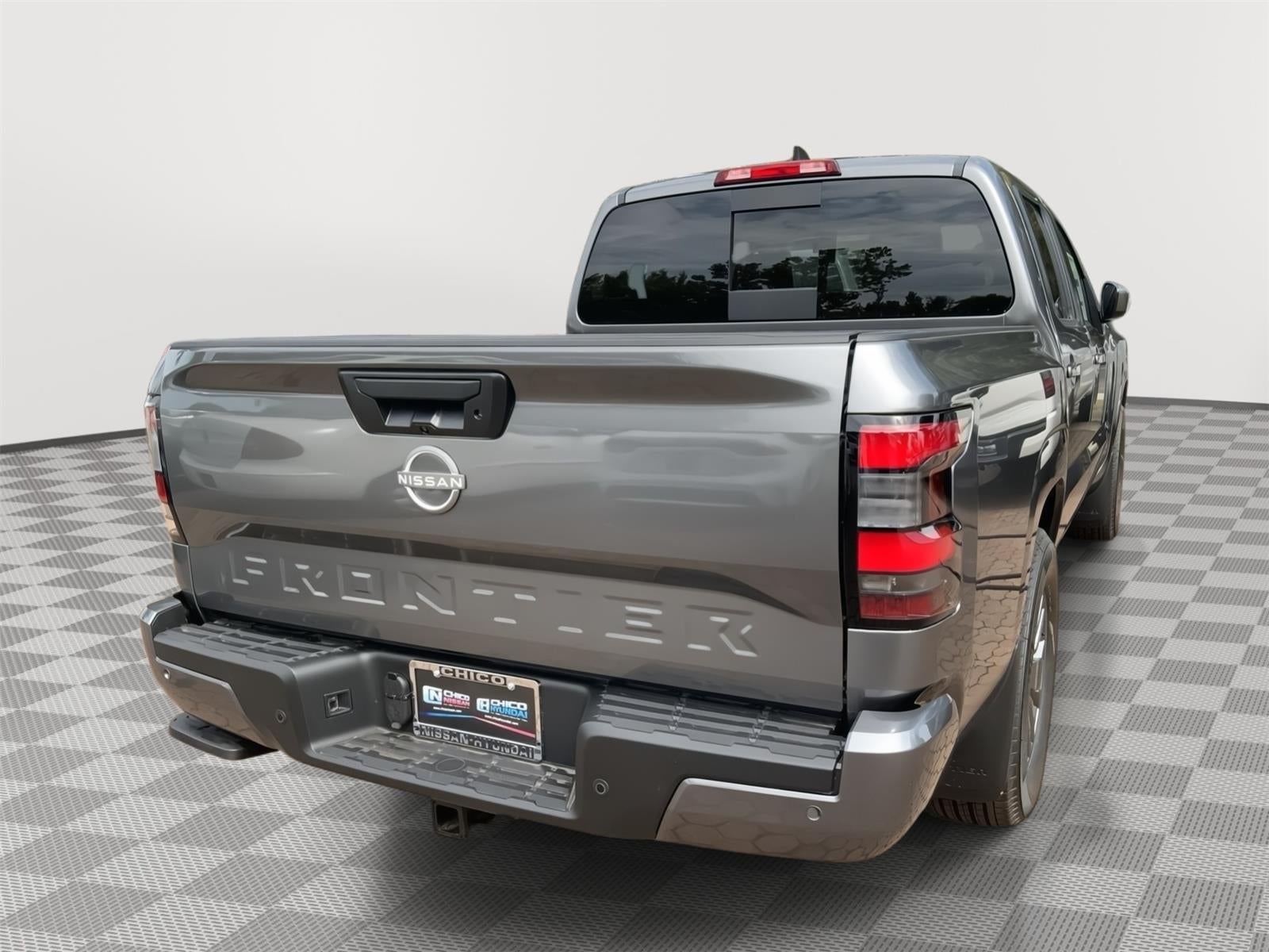 2025 Nissan Frontier Crew Cab SV