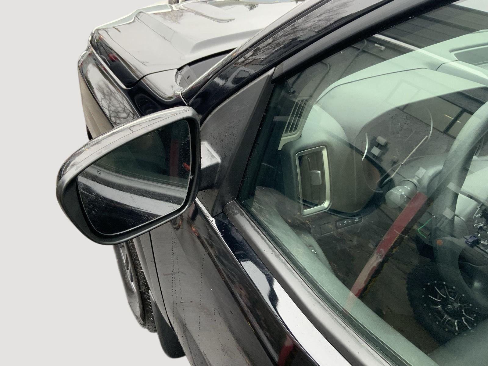 2025 Nissan Frontier Crew Cab SV