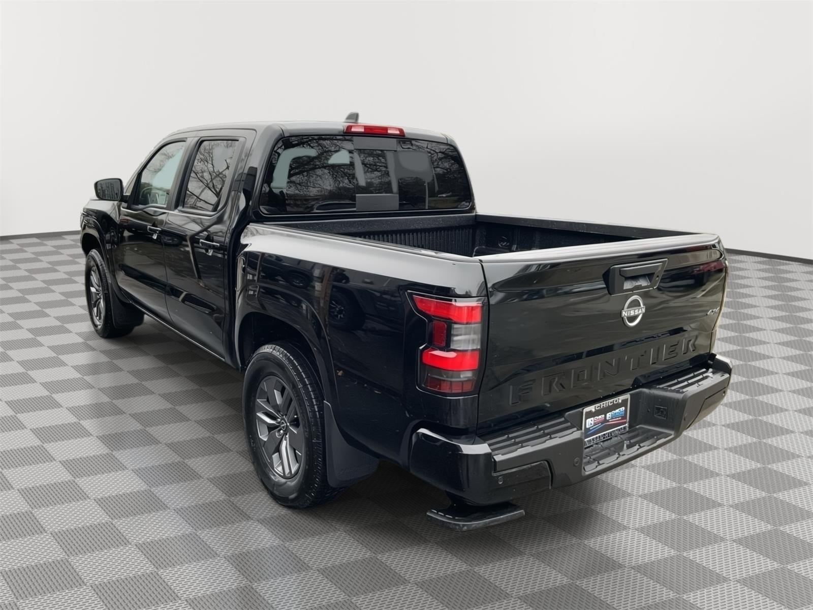 2025 Nissan Frontier Crew Cab SV