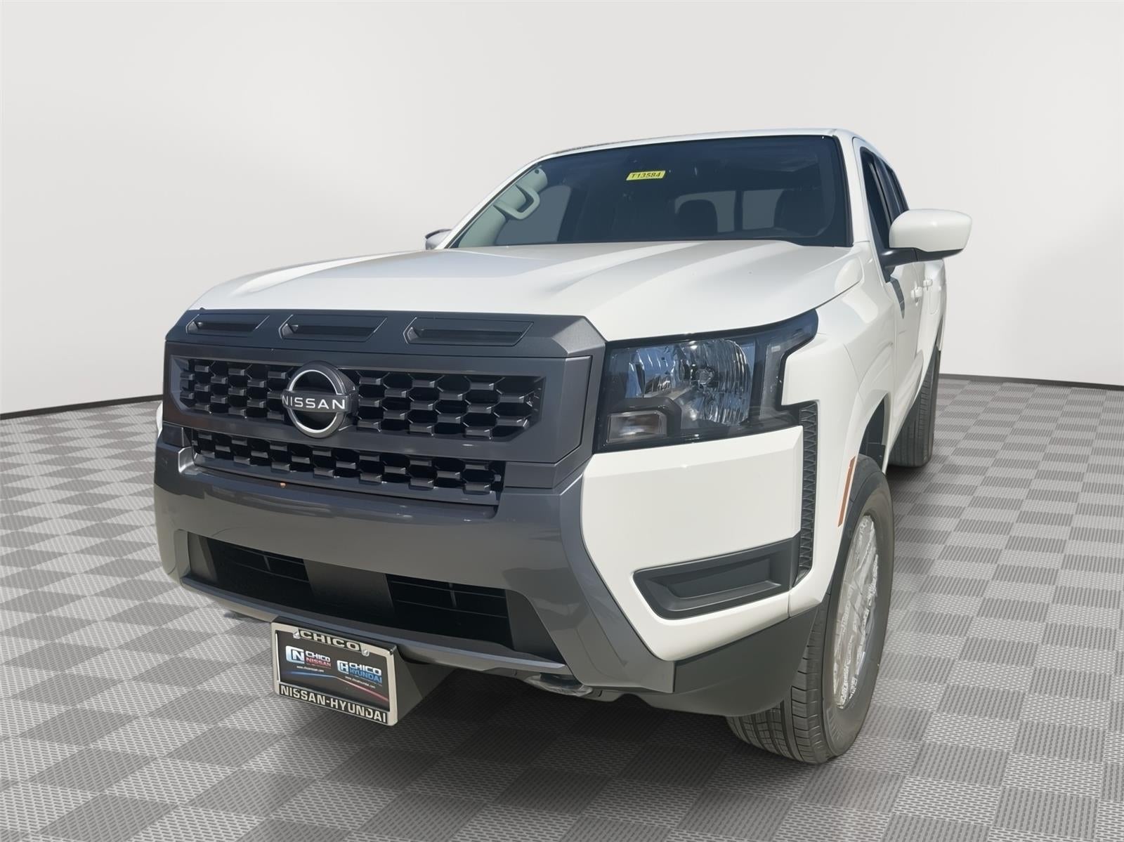 2025 Nissan Frontier Crew Cab SV