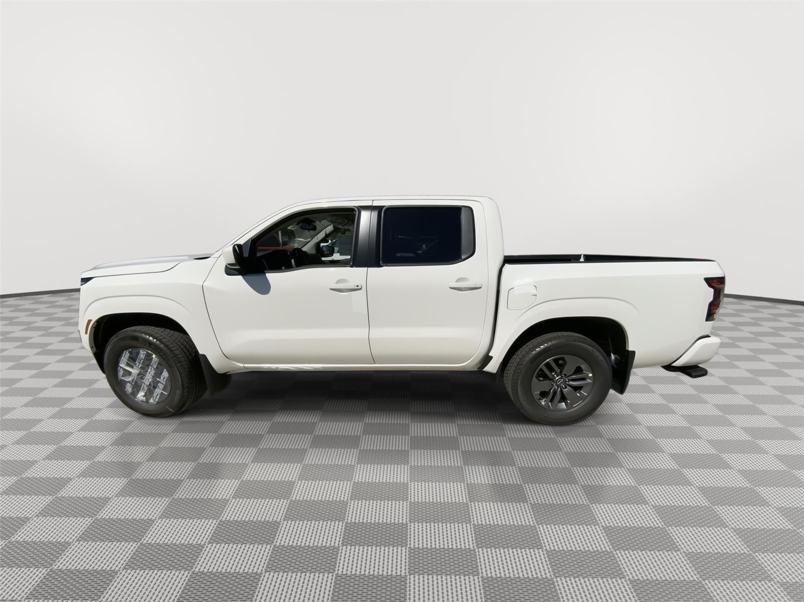 2025 Nissan Frontier Crew Cab SV