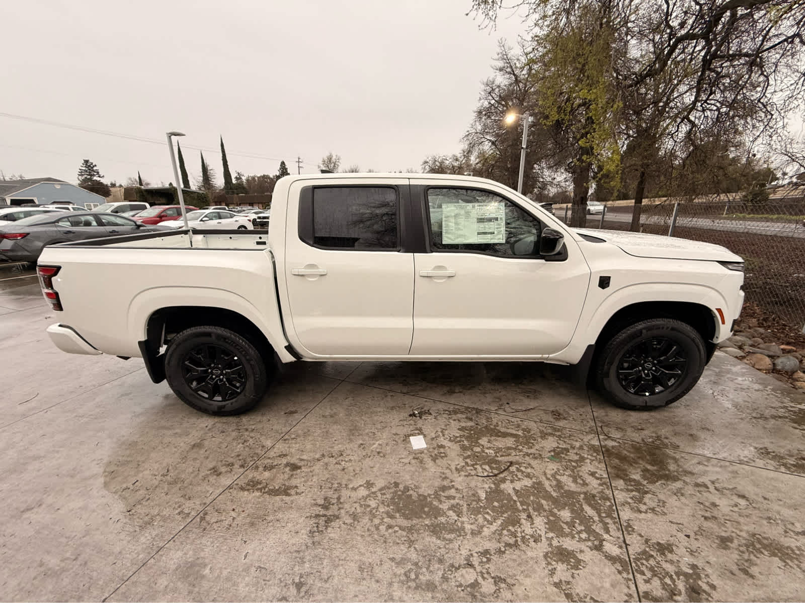 2026 Nissan Frontier Crew Cab SV