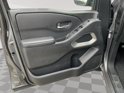 2025 Nissan Frontier Crew Cab SV