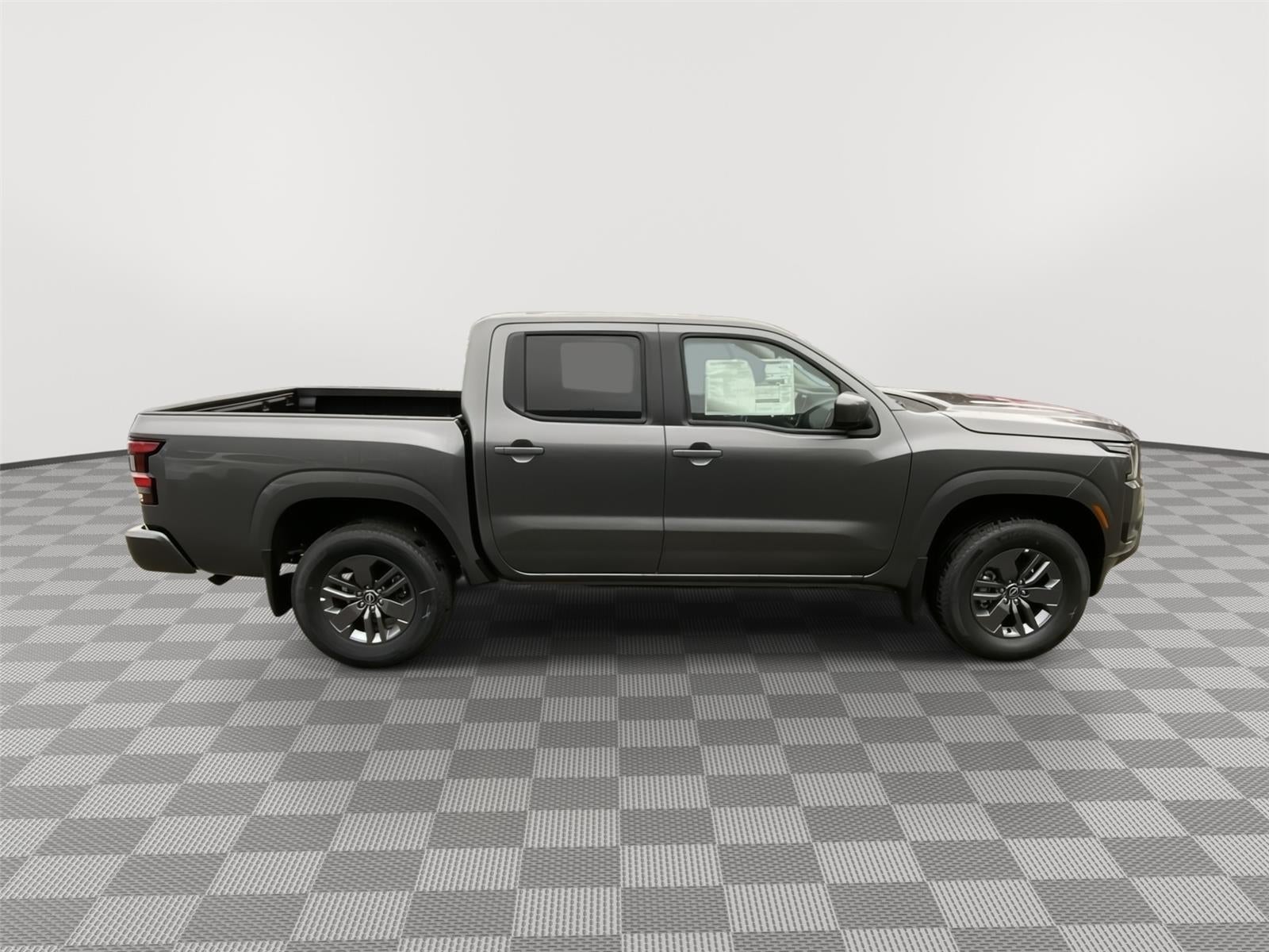 2025 Nissan Frontier Crew Cab SV