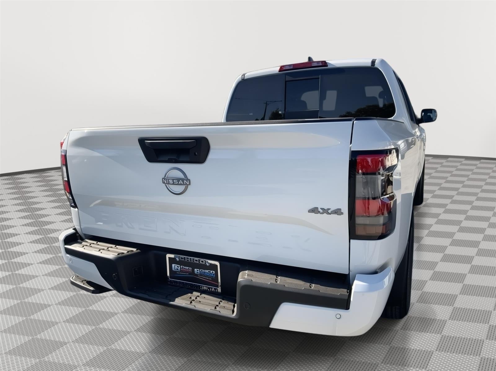 2025 Nissan Frontier Crew Cab SV
