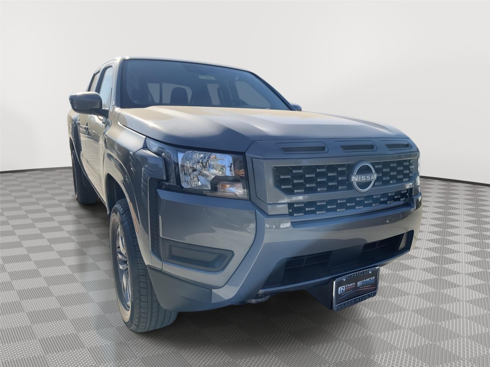 2025 Nissan Frontier Crew Cab SV