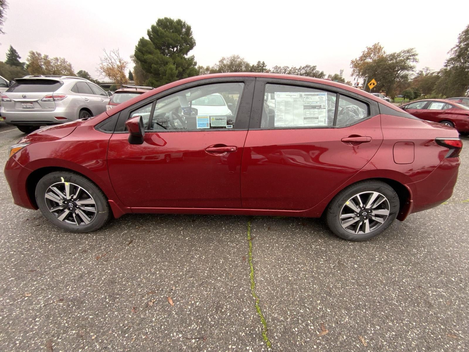2025 Nissan Versa SV