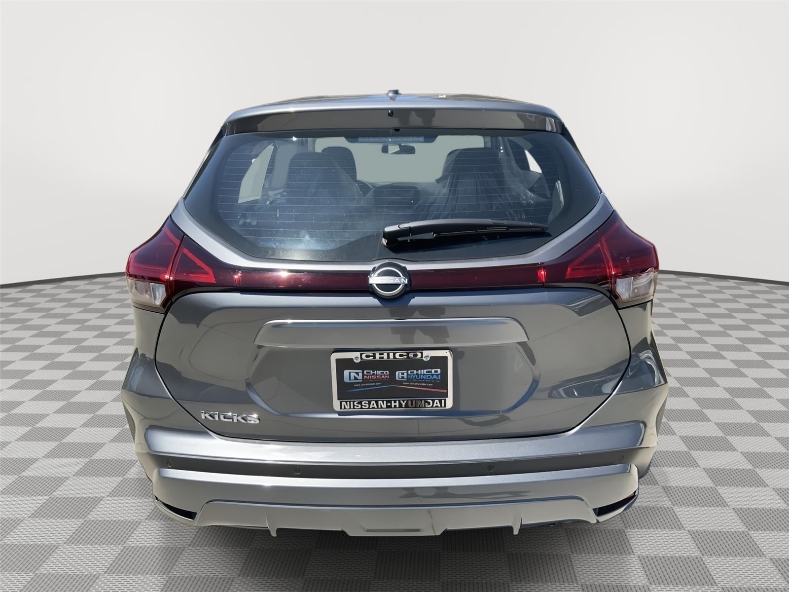 2025 Nissan Kicks Play S