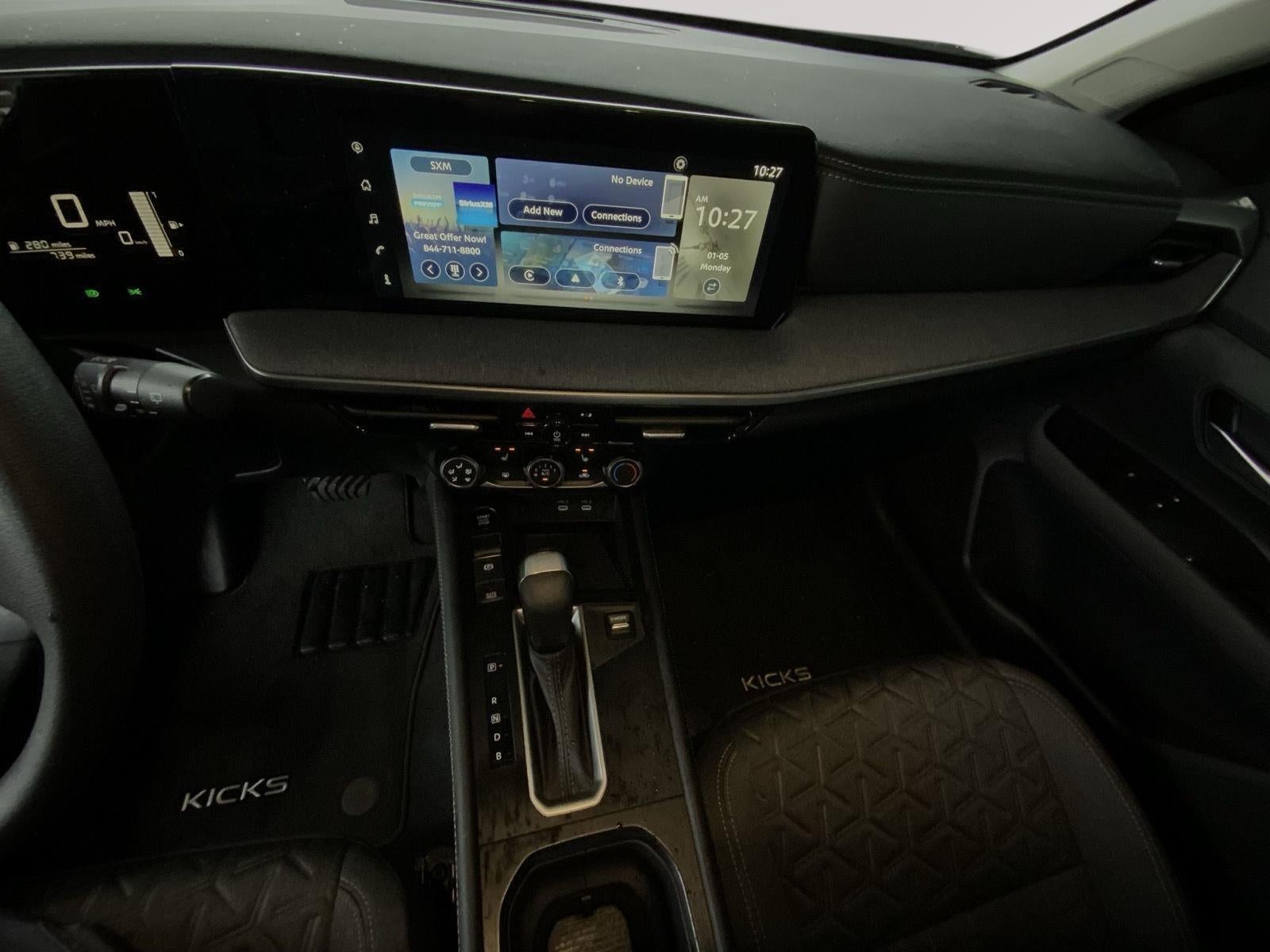 2025 Nissan Kicks SV