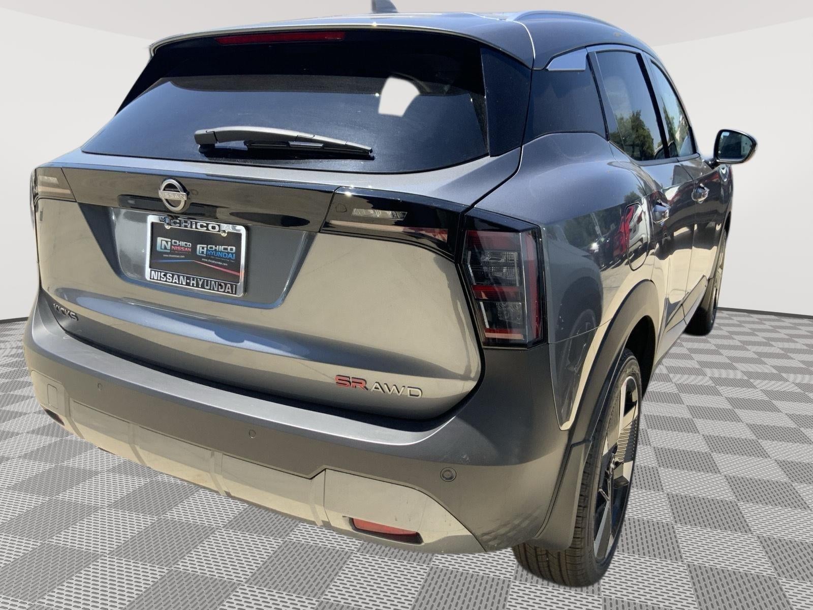 2025 Nissan Kicks SR