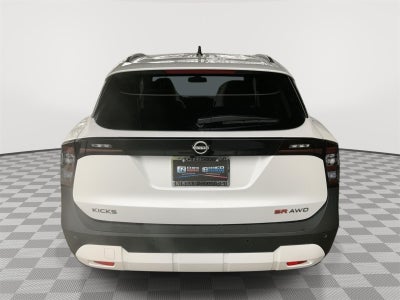 2026 Nissan Kicks SR