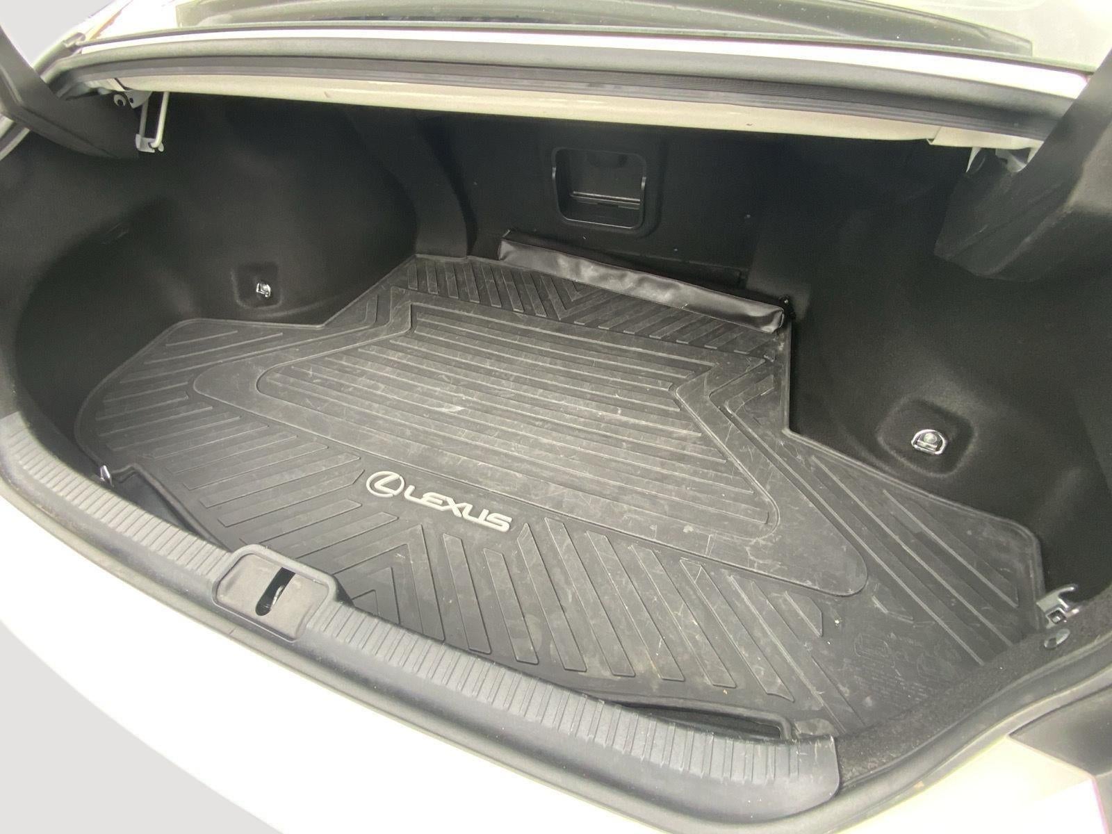 2023 Lexus ES ES 300h Luxury