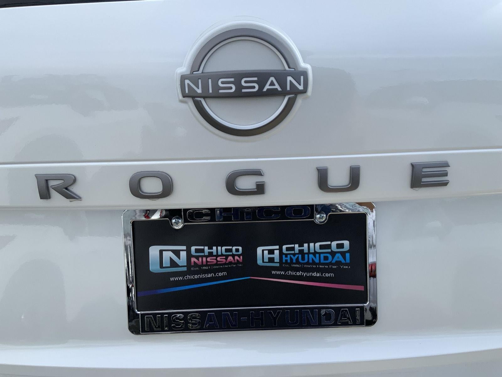 2026 Nissan Rogue SV