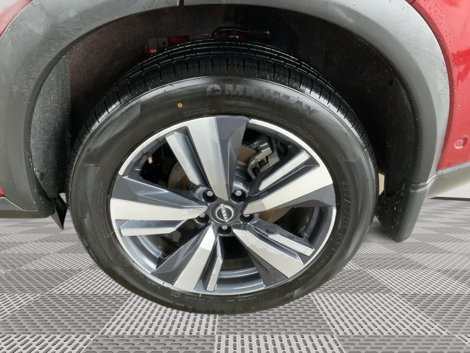 2022 Nissan Rogue SL