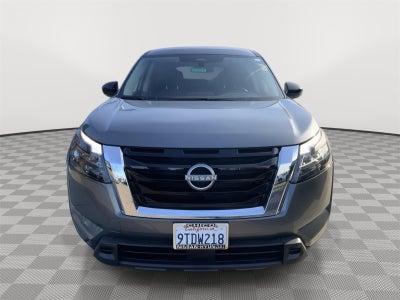 2025 Nissan Pathfinder S