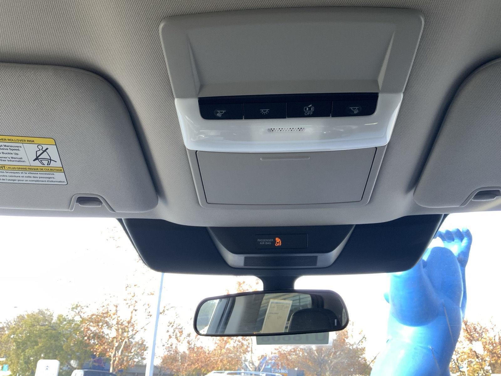 2025 Nissan Pathfinder S